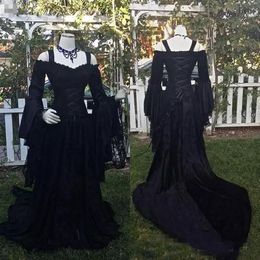 Vintage schwarze Gothic-Spitze-Brautkleider, A-Linie, mittelalterlich, schulterfrei, Träger, lange Ärmel, Korsett, Brautkleider, viktorianisches Kleid263d
