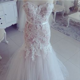 Off the Shoulder Mermaid Wedding Dresses 2018 Appliques Lace White Ivory Bridal Gowns Garden Tulle Wedding Party Gowns