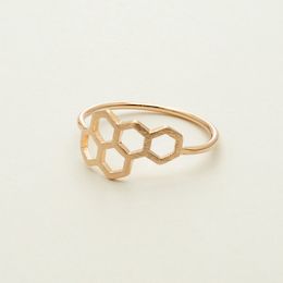 20pcs New Fashion Honeycomb Shape And Linked Hexagon Finger Ring For Women Birthday Gift One Pc