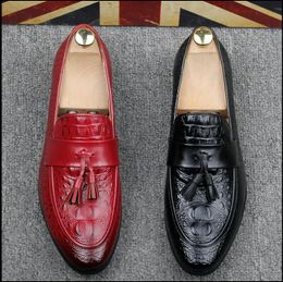 Fashion Casual Formal Shoes For Men Black Genuine Leather Tassel Men Wedding Shoes black red Mens Studded Loafers AXX702