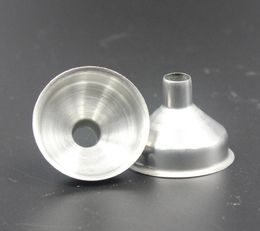 Stainless Steel Sturdy Funnel Eco Friendly Mini Hopper Wear Resistant For Hip Flasks Dedicated Funnels Non Toxic Kitchen Tools SN129