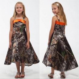 Novo hi-lo camo casamento flor meninas vestidos cintas de espaguete uma linha chá-comprimento vestidos de dama de honra júnior meninas pageant dresses299n