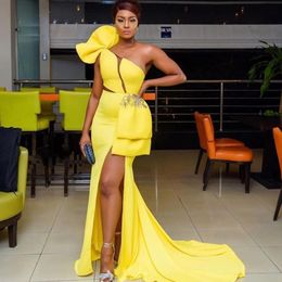 Bright Yellow One Shoulder Prom Dresses Sexy High Split Sweep Train Evening Gowns Plus Size South African Cocktail Party Dress