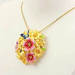 Flower Pattern Pendant Necklace 18k Yellow Gold Filled Beautiful Womens Pendant Chain Gift Fashion Jewelry Accessories