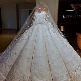 Luxury Wedding Dresses With Matching Veil Sexy Sweetheart Lace Appliques A Line Bridal Gowns Ruched Sweep Train Heavy Wedding Vestidos