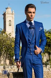 New Style Blue Men Wedding Tuxedos Peak Lapel One Button Groom Tuxedos 2019 Fashion Men Dinner/Darty 3 Piece Suit(Jacket+Pants+Tie+Vest) 40