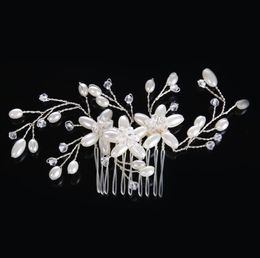 Bride's head decorations and wedding handmade pearl Hair Comb Bridal ornaments