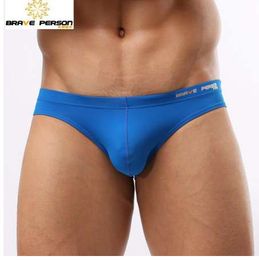 Men's Sexy Briefs Underwear Men Tights Thin Nylon Fabric Brief For Men Genuine Brand Brave Person B1129