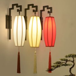 Chinese-Style Lanterns Restaurant Wall Light Metal Frame Fabric Lampshade Balcony Wall Lamp Pastoral Hotel Bedroom Wall Sconces