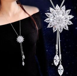 hot new Korean new style necklace Jewellery Jewellery Jewellery snowflake necklace long crystal sweater chain fashion classic delicate