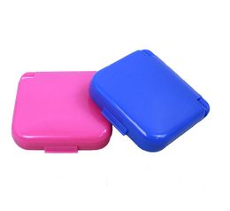 New Portable Travel Mini Sewing Box Set Threads Scissor Thimble Buttons Pins Sewing Accessories 2 Colours