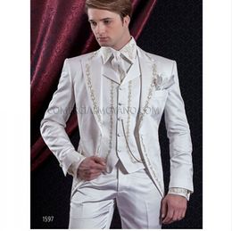 White Embroidery Groom Tuxedos Excellent Men's Wedding Tuxedos Men Formal/Prom/Dinner/ 3 Piece Suits Custom Made (Jacket+Pants+Vest+Tie)2052