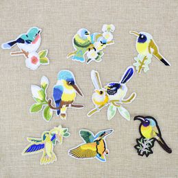 Top Quality Birds Patches for Clothing Bags Iron on Transfer Applique Patch for Dress Jeans DIY Sew on Embroidery Flower Stickers 8 styles