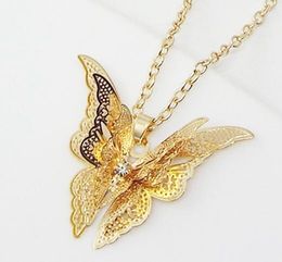 hot new Silver-plated hollowed-out pointed butterfly necklace with a chain set with diamond flying wings fashionable classic exquisite