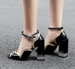 2018 women party shoes summer black leather sandals wedding shoes diamond buckle sandals peep toe metal gladiator sandals