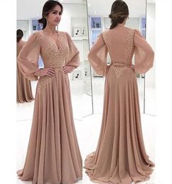 Elegant V Neck Long Sleeve Chiffon Evening Dresses Appliques Floor Length A-Line Formal Occasion Prom Dress Party Gowns
