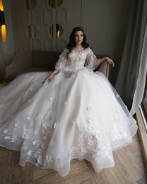Ivory A Line Tulle Off Shoulders Wedding Dresses with Lace Flowers Short Sleeves Long Sweep Train Bridal Gowns Summer Beach Garden Wear