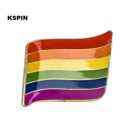 Gay Pride Rainbow Metal Badge Pin in Brooches Chapas Metalicas Kawaii Pins Set Rozet Set