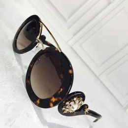 PD 135 Fashion Luxury Sunglasses Round Shape UV Protection Big Face Retro Vintage Summer Style Women Brand Designer Full Fram Come With Case