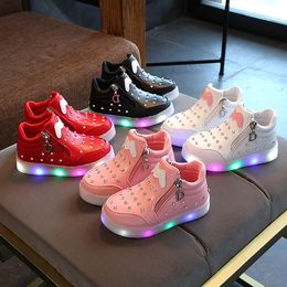 2018 Spring Glowing Girls Sneakers Basket Led Children Lighting Shoes Boys illuminated krasovki Luminous Sneaker Size 21-30