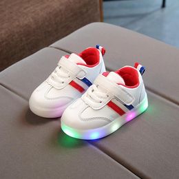 New Spring Baby Girls Boys Led Light Casual Shoes Infant Soft Bottom Stripe Sport Shoes Children Kids Outdoor Sneaker