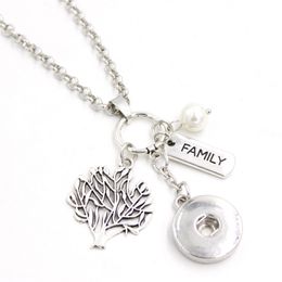 Wholesale DIY Personalized Gift 18mm Snap Jewelry Family Tree Necklace 18mm Snap pendant Necklaces for women family gift