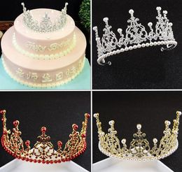 Bridal headwear, birthday crown, pearl jewelry, makeup, wedding cake, crown decorating and baking.