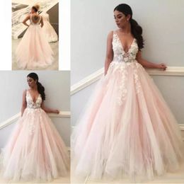 2020 Long Evening Dresses Sexy Deep V-Neck Party Gowns Floor Length Open Back Lace Appliques Tulle Women Prom Dress Free Shipping