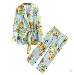 European fashion new design vacation style women flower print sashes blazer suit and long pants suit casual twinset