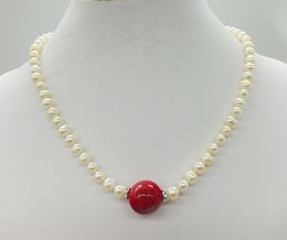 -consegna gratuita. 6-7MM Collana di perle d'acqua dolce bianche avorio naturale. Grandi perle di corallo rosse. Dai, signora, bellissimo regalo 17 "
