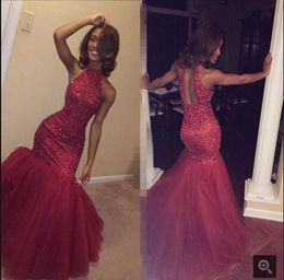 2018 New Elegant Long Mermaid Prom Dresses 2017 Halter Beading Red African Latest Evening Gown Designs Graduation Q87