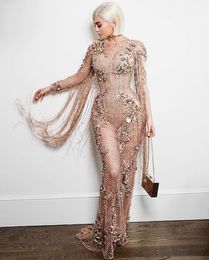 Abiye Ziadnakad Yousef Aljasmi Dantel Mermaid Aplikler Şampiyonu Uzun Püskül Zuhair Murad 2018 Kim Kardashian Kendall Jenner 031