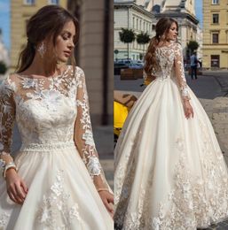 Bohemian Ienasdresses Ball Gown Wedding Dresses Long Sleeve Jewel Neck Satin Lace Applique Princess Gown Floor Length Bridal Gowns