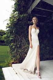 Sexy Spaghetti Straps Flower Lace Appliques Side Cut Out Backless Bridal Gowns Summer 2023 New High Slit Beach Wedding Dresses 220