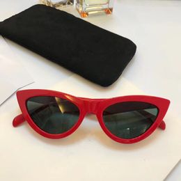 Luxury- 40019 Sunglasses For Women Popular Fashion Designer Goggle Designer UV protection Cat Eye Frame Top Quality Come With Package