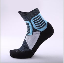 Basketball socks towel bottom non-slip sports socks breathable deodorant men and women tennis socks