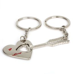 An arrow through the heart Keychain lover's gift friendship gift Fire Key Rings Holder Souvenir For Lovers Couple Gift Chaveiro