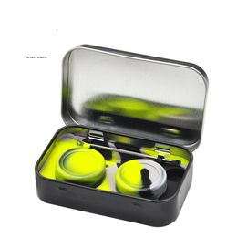 Brand: WaxWorks
Type: Oil Set
Specs: 2pcs 5ML Silicone Containers, Stainless Steel Spoon, Tin Box Case
Keywords: Non-Stick, Storage, Stash Jar, Dab Nail
Key points: Organized, Compact, Durable
Main Features: Leak-proof, Easy-to-use, Travel-friendly
Scope 