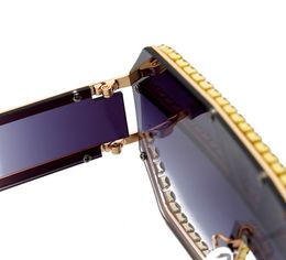 Wholesale- And Women Sunglasses Square Diamond Sunglasses Personality Luxury Metal Frame Rhinestone Glasses Fashion Accessories