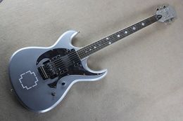 Factory 24 Frets Custom Shop Chrome Hardware Tremolo Bridge Silvery Body Electric Guitar with Rosewood Fingerboard