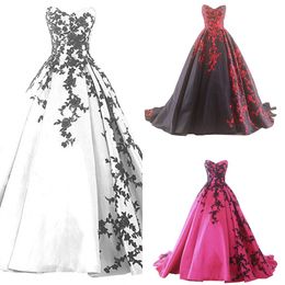 Black Lace Satin Prom Evening Formal Dresses Elegant 2020 Sweetheart Corset Back Sweet 16 Girls Quinceanera Dress Robes De Soirée