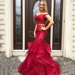 Sexy Red Mermaid Evening Dresses sweetheart Two Pieces Long Party Gowns Gorgeous Floor-Length vestidos de novia Satin Gala Dress 2019