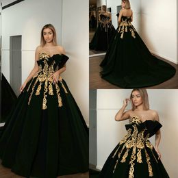 2019 Dark Green Prom Dresses Sweetheart Velvet Sweep Train Luxury Arabic Evening Dress Party Wear Plus Size Special Occasion Gowns