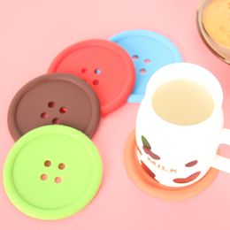 2000pcs/lot Creative Round Soft rubber Cup mat Lovely Button shape Coasters household Tableware Placemat 6 Colours