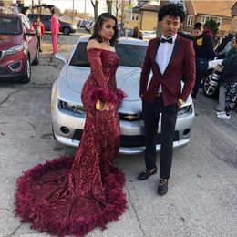 Elegant Off Shoulder Mermaid Burgundy Prom Dresses with Feather Train Long Sleeves Sparkly Lace Sequined African Graduation Party Dress