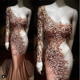 Stylish Mermaid Lace Arabic 2019 Prom Dresses Long Sleeve One Shoulder Beaded Evening Gowns Cheap Sexy Formal Party Dress
