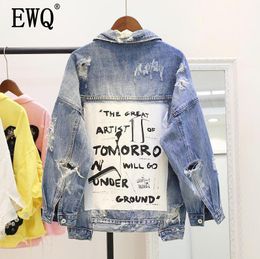 [EWQ] 2019 Spring Autumn New Product Patch Turn-down Collar Vintage Hole Loose Coat Ladies Clothing Women Denim Jacket Top QH194