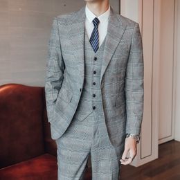 Brand New Grey lattice Men Wedding Tuxedos Peak Lapel Groom Tuxedos Excellent Men Jacket Blazer 3 Piece Suit(Jacket+Pants+Tie+Vest) 2469