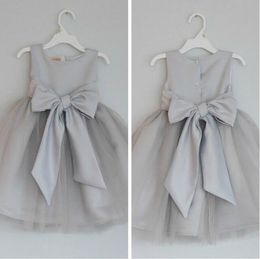 Sample White with Royal Blue Sash Cheap Tulle Flower Girl Dresses 2019 Princess A Line Sleeveless Kids Toddler First Communion Dress