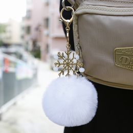 Christmas Women Girls Key Ring Bag Bucklet Pendant Car Keyring Faux Fur Ball Tassel Ring Circle Key Ring Keychain Snow Keyrings Jewelry S655